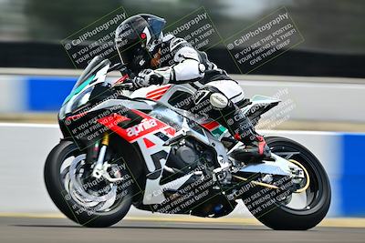 media/Apr-18-2025-TrackDaz (Fri) [[45f5874c44]]/B Group/Session 4 (Turn 6 - Outside)/